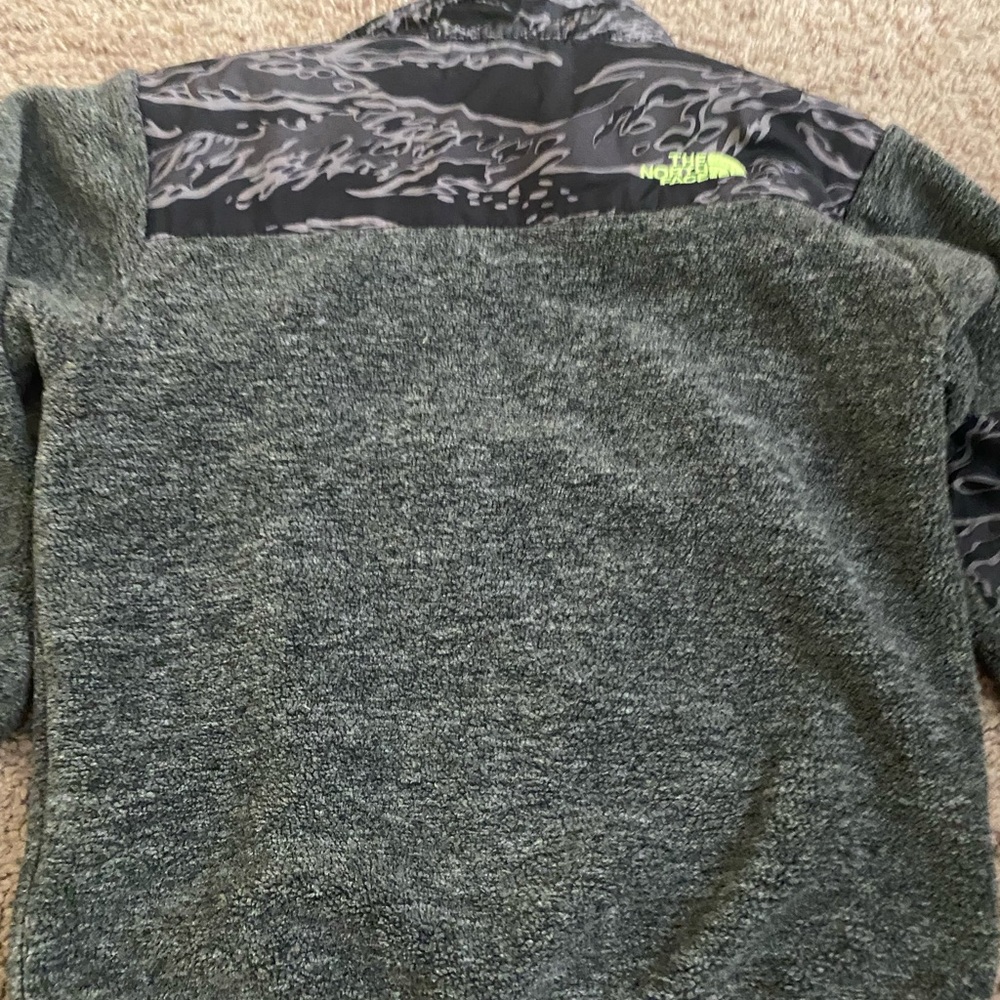 Northface jacket - Picture 2 of 7